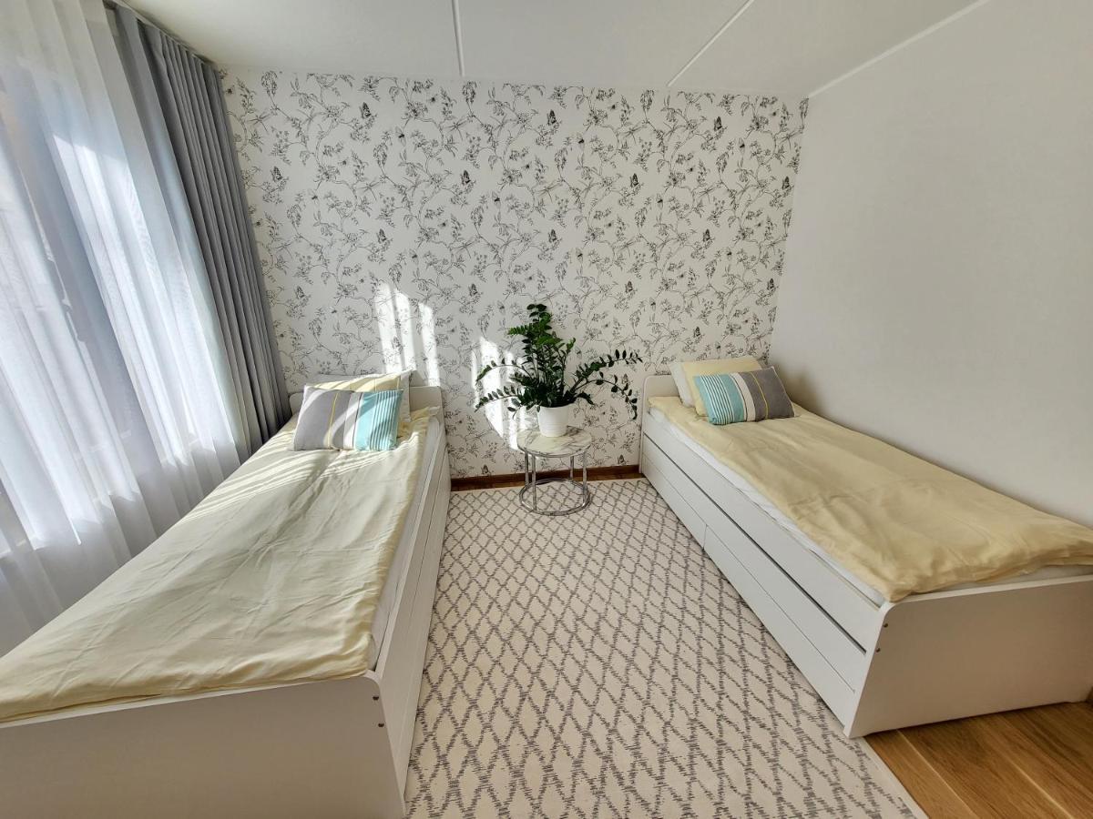 City Center Bright Home Талин Екстериор снимка