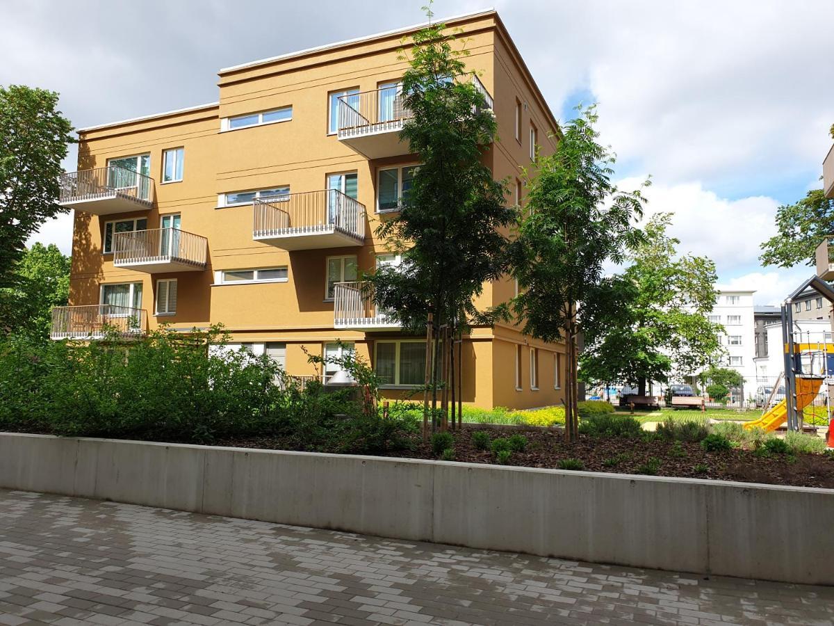 City Center Bright Home Талин Екстериор снимка